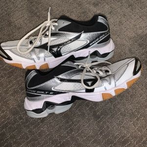 Mizuno Wave Bolt 6 Volleyball Shoes